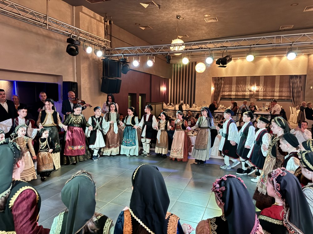 Φωτογραφίες από τα χορευτικά