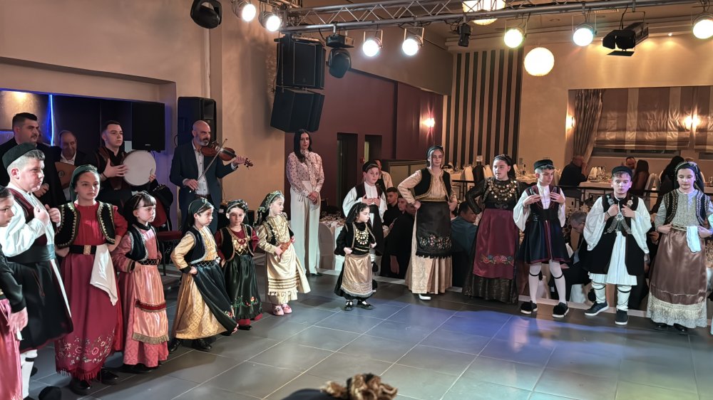 Φωτογραφίες από τα χορευτικά