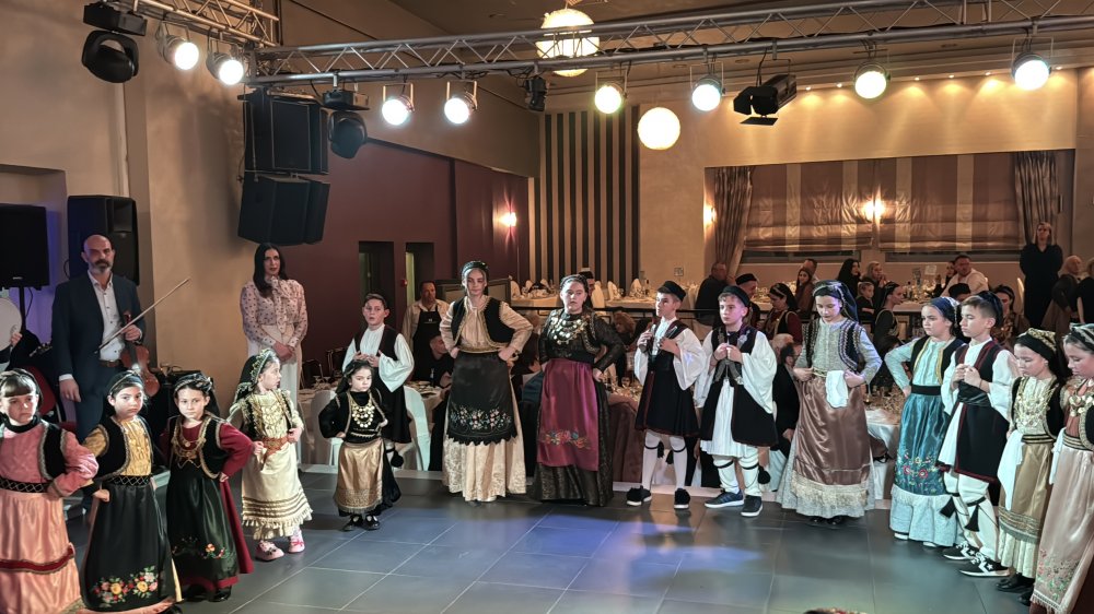 Φωτογραφίες από τα χορευτικά