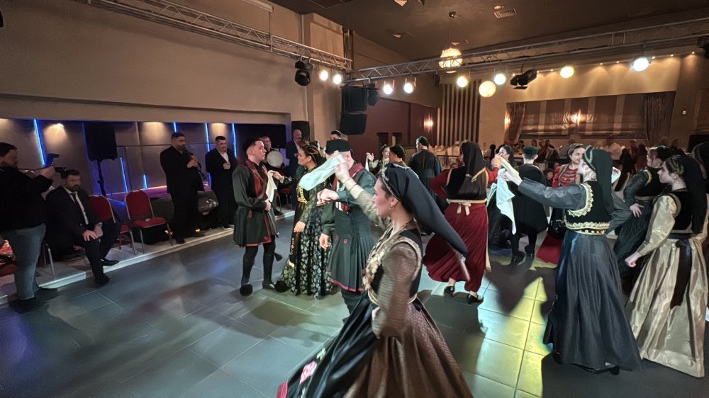 Φωτογραφίες από τα χορευτικά