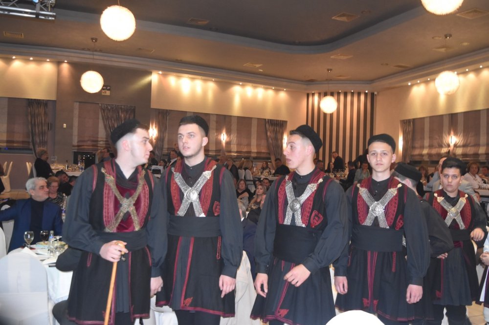 Φωτογραφίες από τα χορευτικά