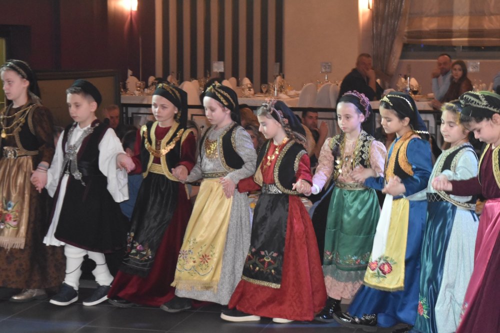 Φωτογραφίες από τα χορευτικά