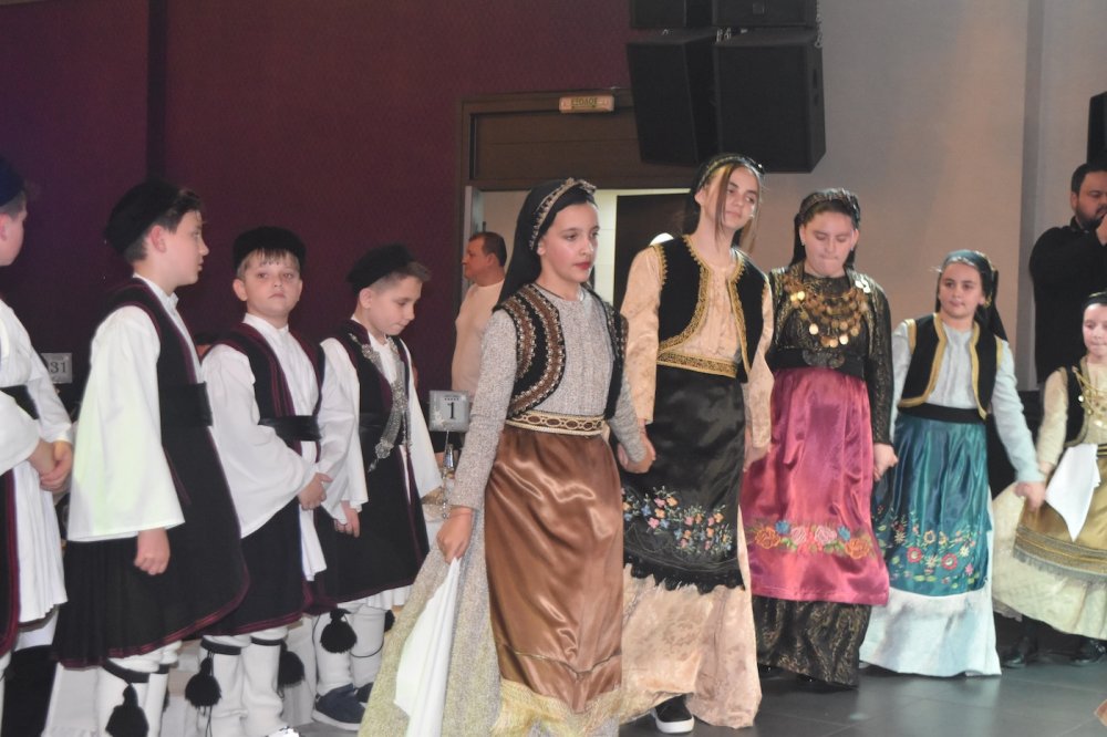 Φωτογραφίες από τα χορευτικά