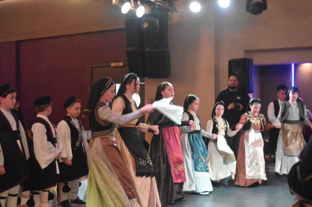 Φωτογραφίες από τα χορευτικά