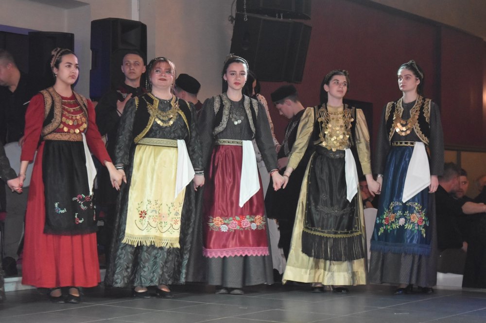 Φωτογραφίες από τα χορευτικά