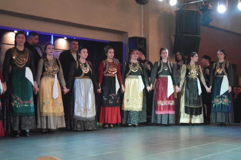 Φωτογραφίες από τα χορευτικά