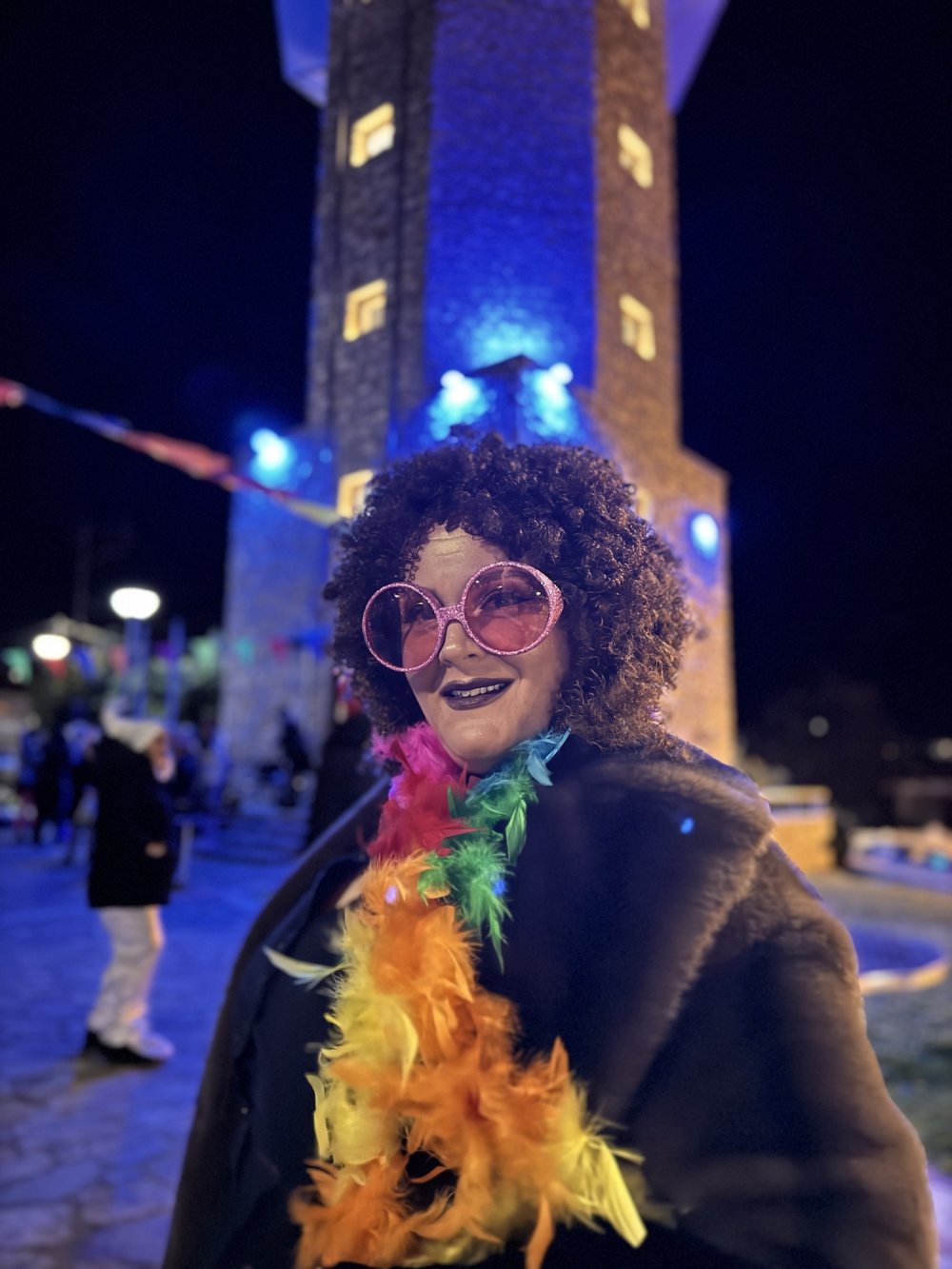 Απίστευτες αμφιέσεις στο πάρτυ του Radio Velestino!