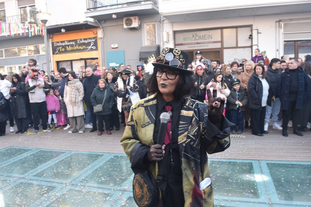 Εικόνες από το Καρναβάλι Βελεστίνου!