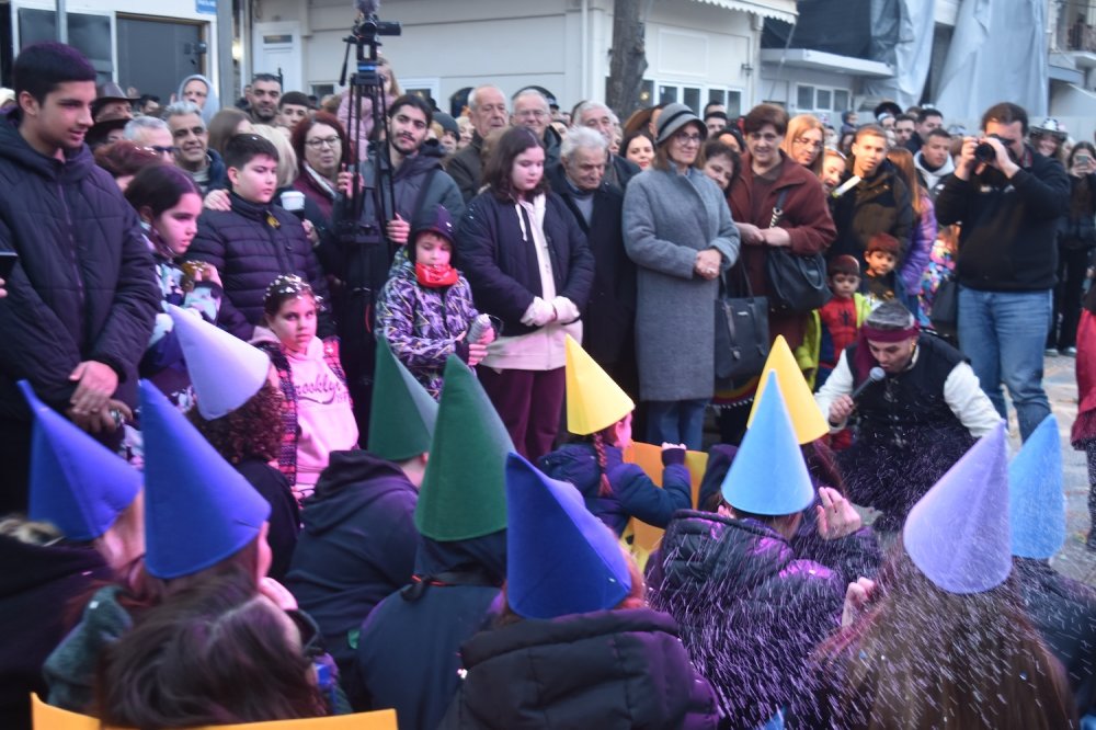 Εικόνες από το Καρναβάλι Βελεστίνου!