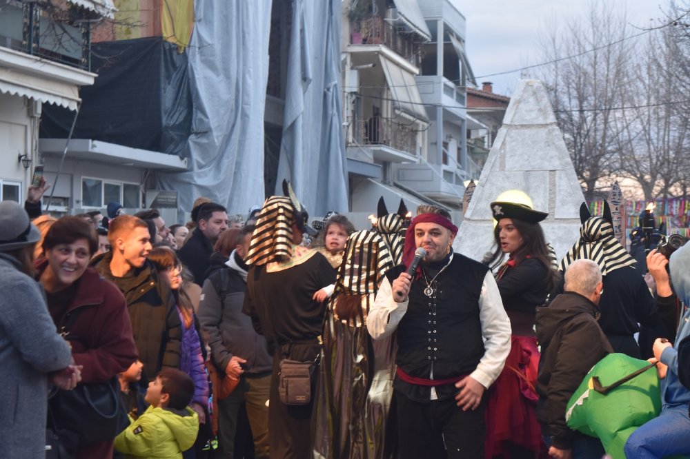 Εικόνες από το Καρναβάλι Βελεστίνου!