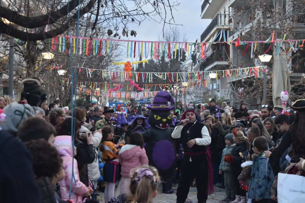 Εικόνες από το Καρναβάλι Βελεστίνου!