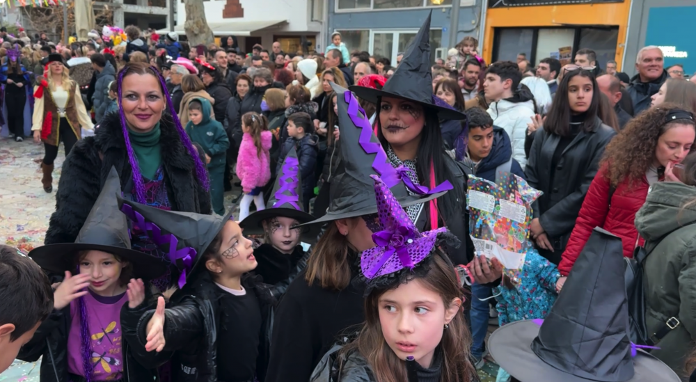 Εικόνες από το Καρναβάλι Βελεστίνου!