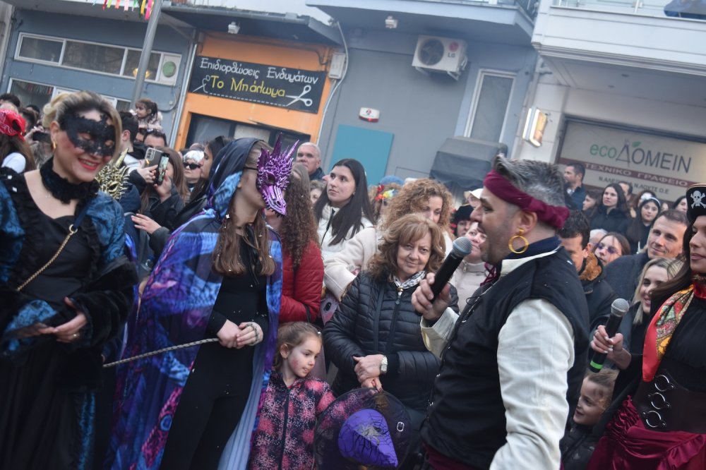 Εικόνες από το Καρναβάλι Βελεστίνου!