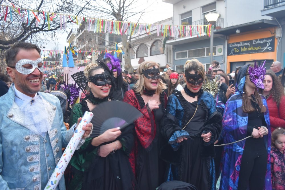 Εικόνες από το Καρναβάλι Βελεστίνου!