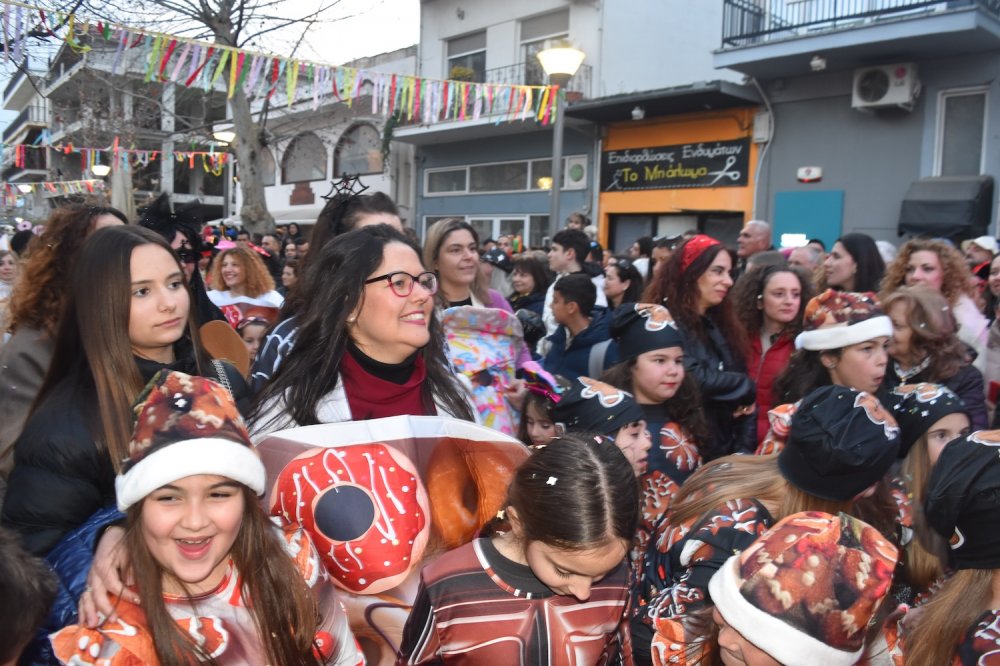Εικόνες από το Καρναβάλι Βελεστίνου!