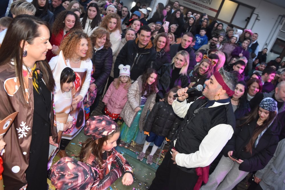 Εικόνες από το Καρναβάλι Βελεστίνου!