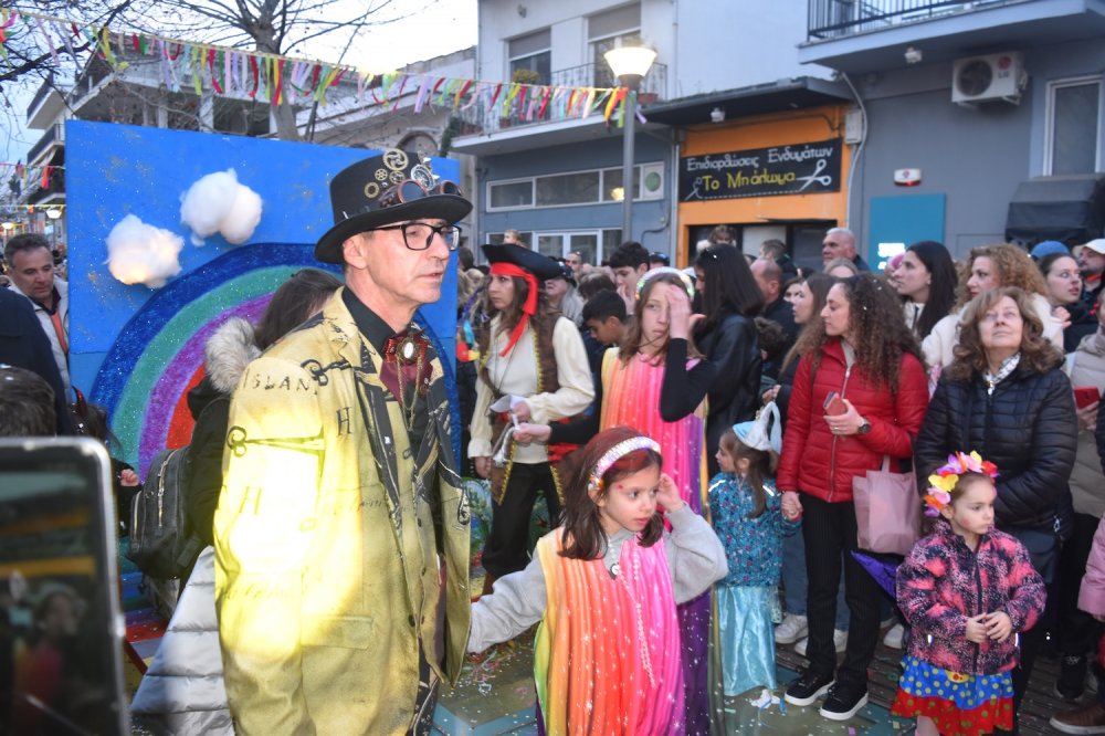 Εικόνες από το Καρναβάλι Βελεστίνου Μέρος 2ο!