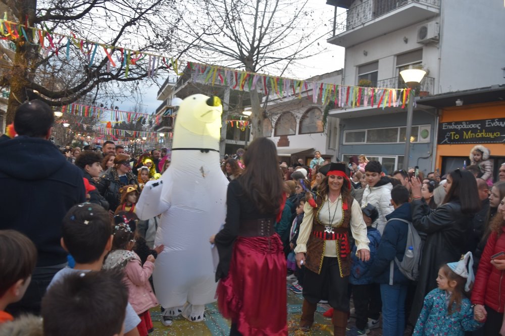 Εικόνες από το Καρναβάλι Βελεστίνου Μέρος 2ο!