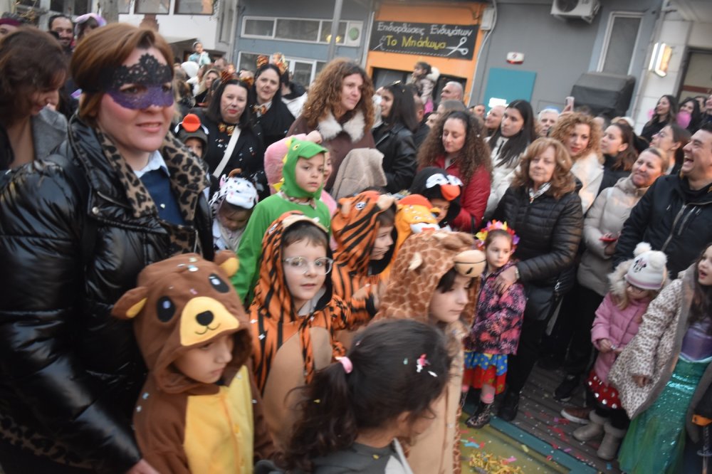 Εικόνες από το Καρναβάλι Βελεστίνου Μέρος 2ο!