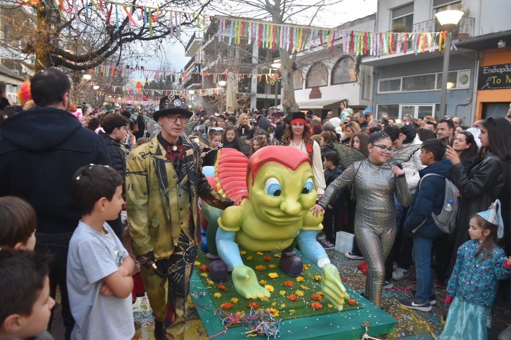 Εικόνες από το Καρναβάλι Βελεστίνου Μέρος 2ο!