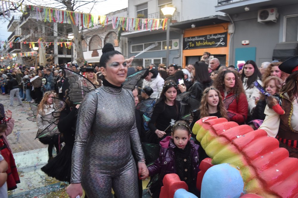 Εικόνες από το Καρναβάλι Βελεστίνου Μέρος 2ο!