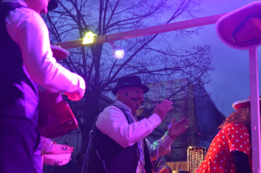 Εικόνες από το Καρναβάλι Βελεστίνου Μέρος 2ο!