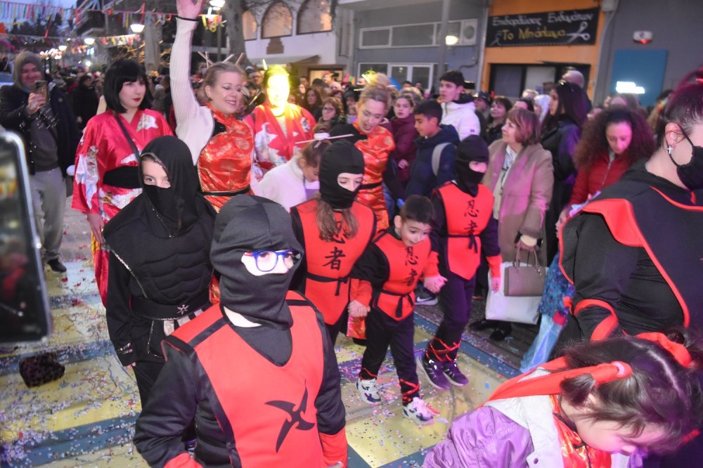 Εικόνες από το Καρναβάλι Βελεστίνου Μέρος 2ο!