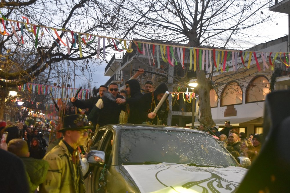 Εικόνες από το Καρναβάλι Βελεστίνου Μέρος 2ο!