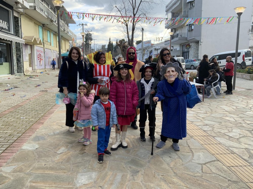 Εικόνες από το Καρναβάλι Βελεστίνου Μέρος 2ο!