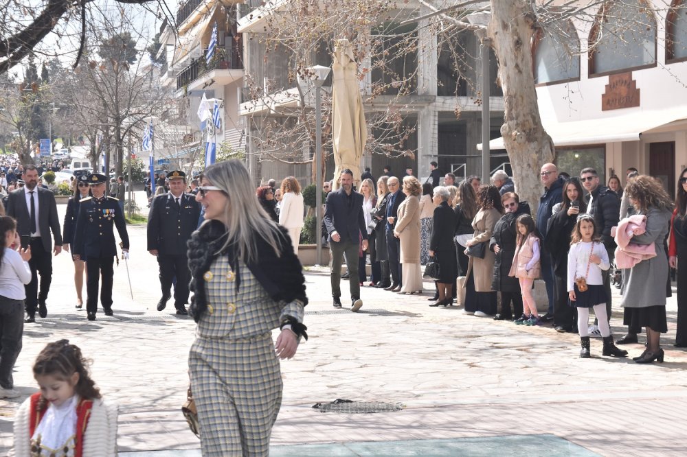Φωτορεπορτάζ από την Παρέλαση στο Βελεστίνο