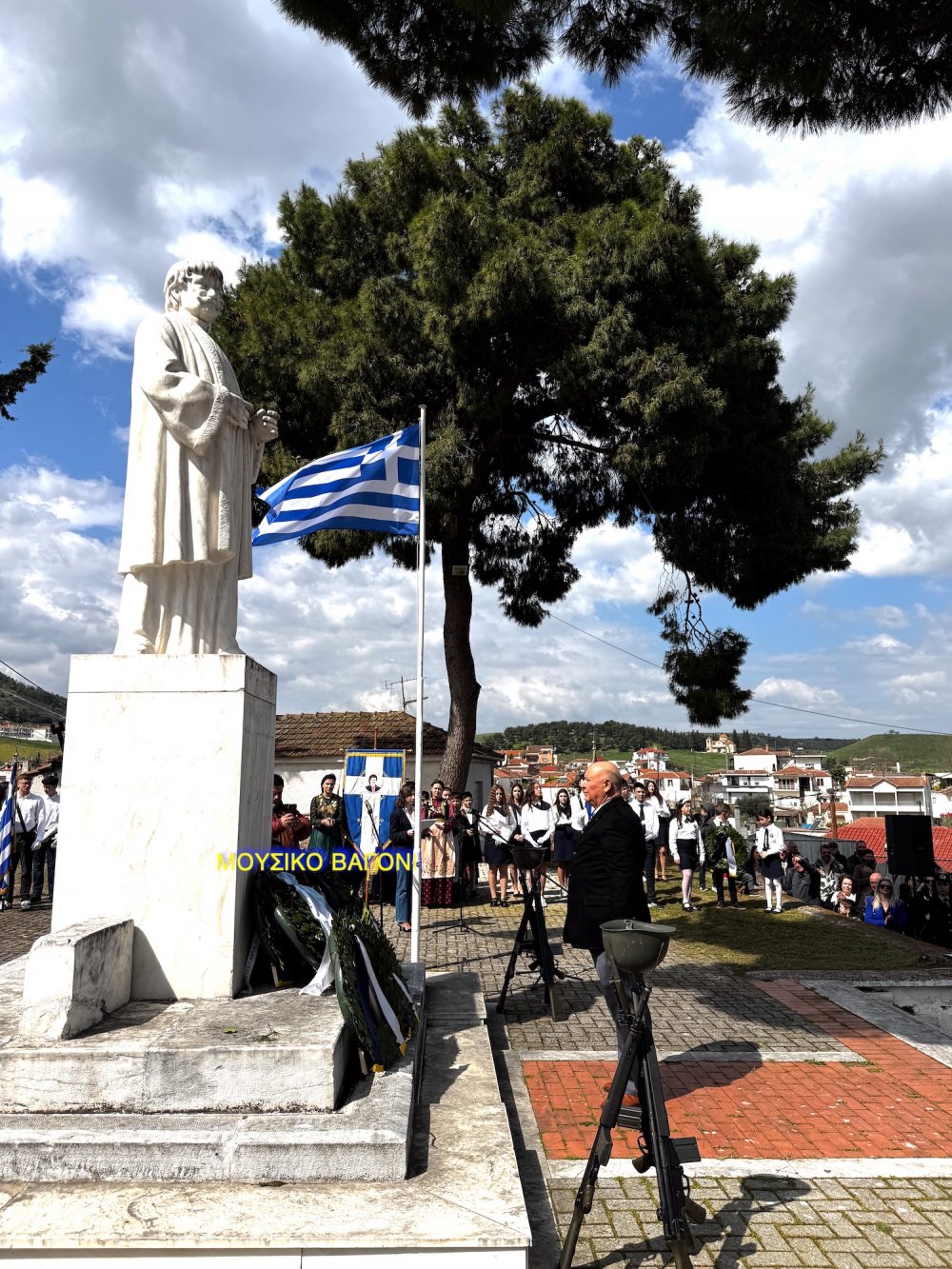 Καταθέσεις Στεφάνων - Απαγγελίες Ποιημάτων