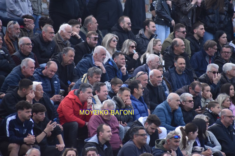 Το απόλυτο φωτορεπορτάζ από την ιστορική νίκη του Ρήγα!