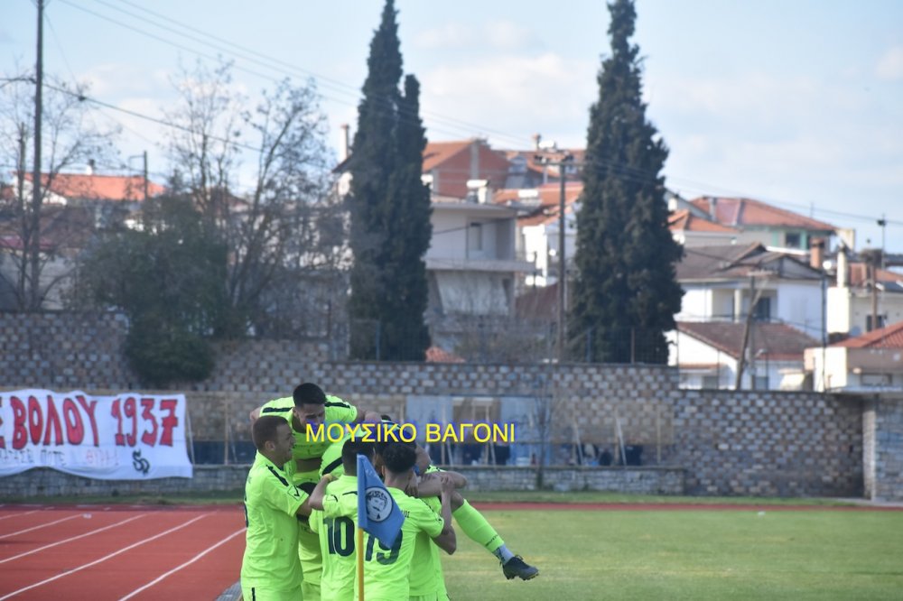 Το απόλυτο φωτορεπορτάζ από την ιστορική νίκη του Ρήγα!