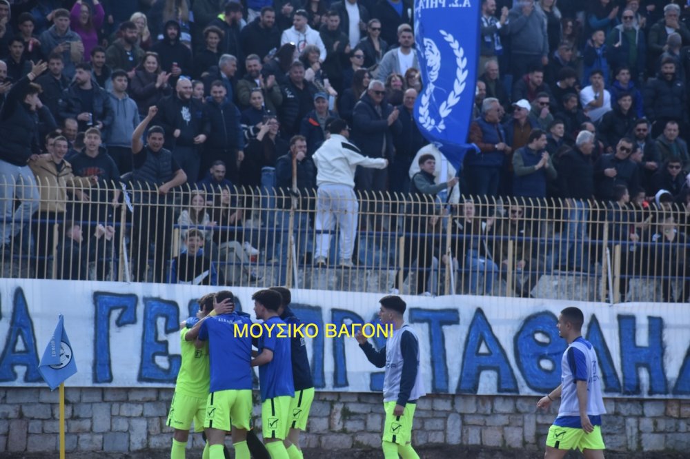 Το απόλυτο φωτορεπορτάζ από την ιστορική νίκη του Ρήγα!