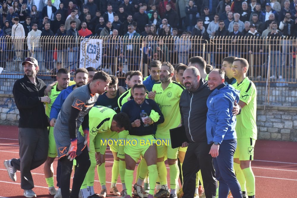 Το απόλυτο φωτορεπορτάζ από την ιστορική νίκη του Ρήγα!