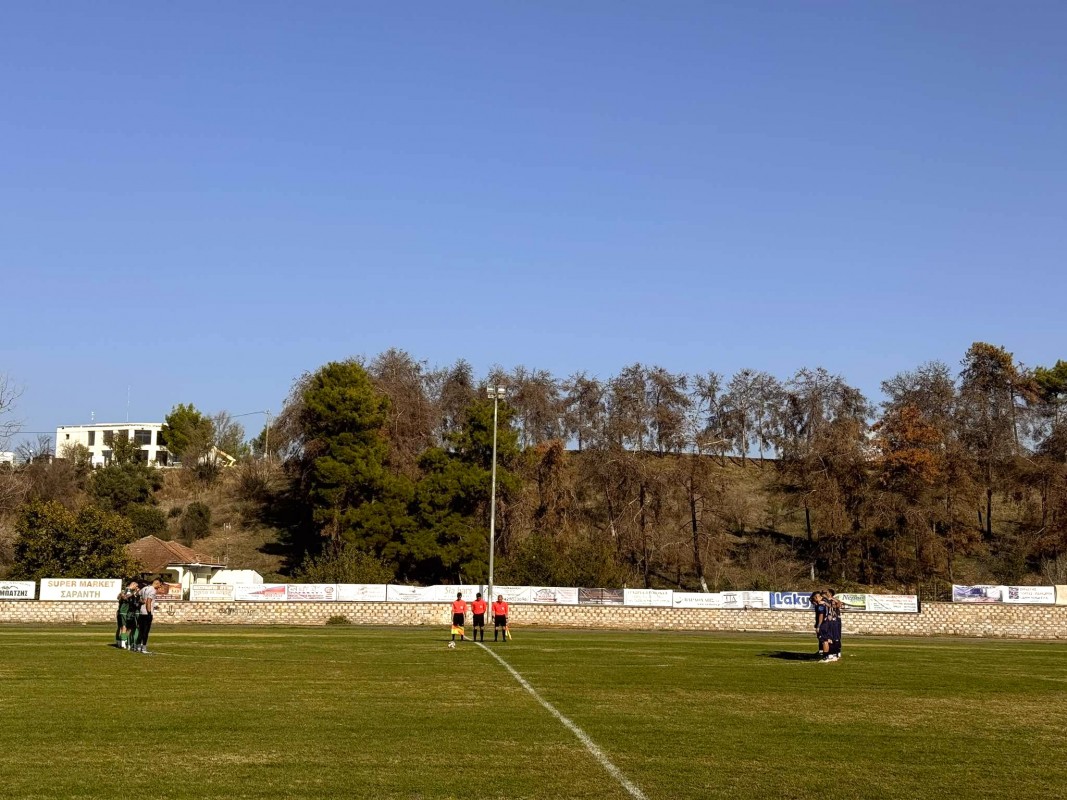 Πριν την έναρξη του αγώνα, τηρήθηκε ενός λεπτού σιγή στην μνήμη του αδικοχαμένου Τζορτζ Μπάλντοκ