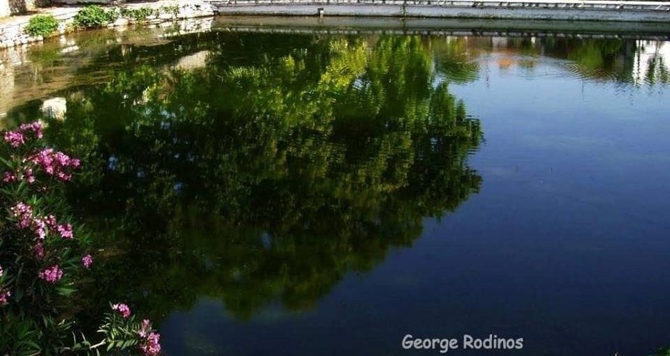 Η μαγευτική Υπέρεια Κρήνη με νερό / Φωτό - George Rodinos