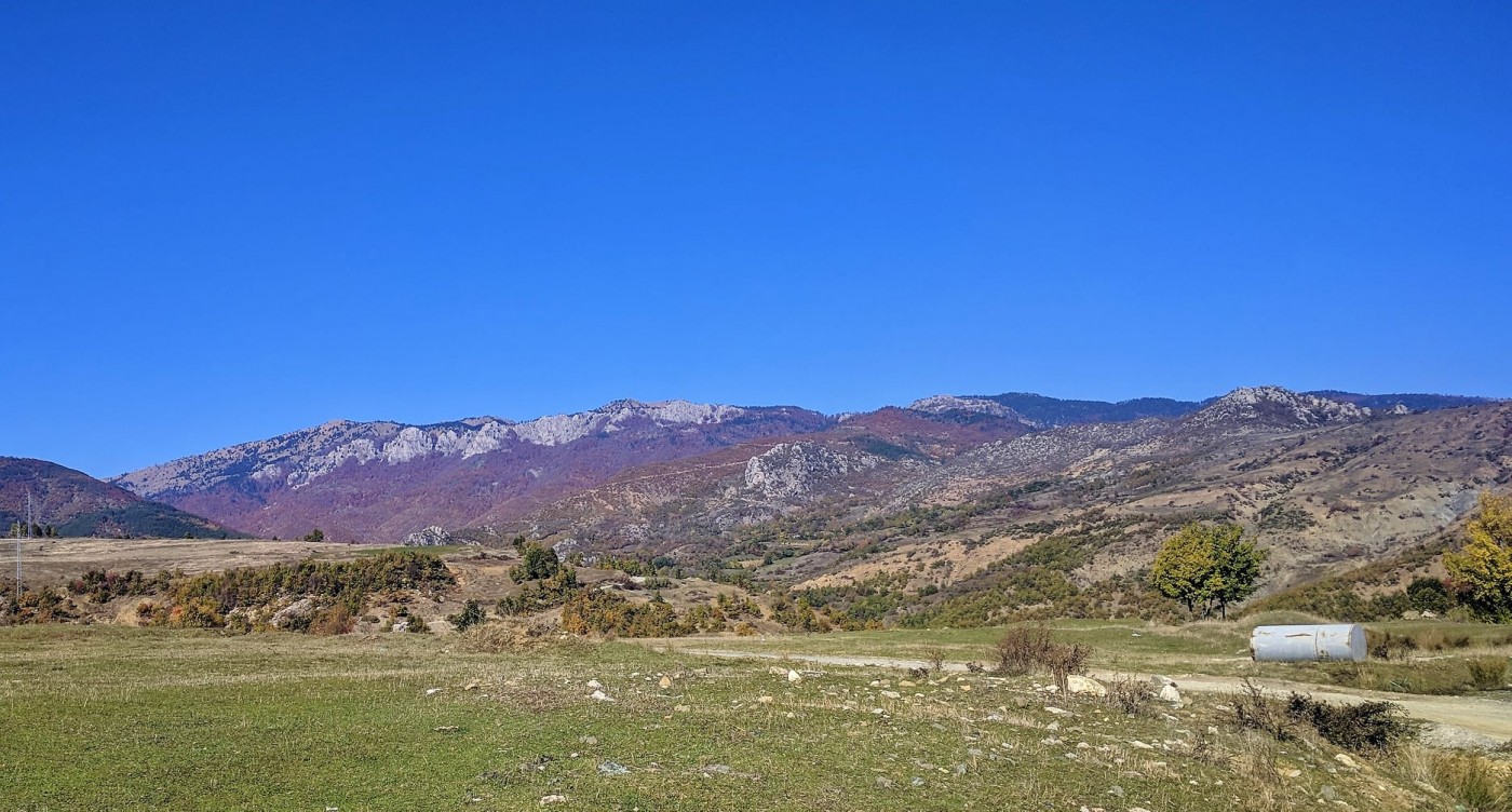 Τα κακοτράχαλα βουνά της Αλβανίας